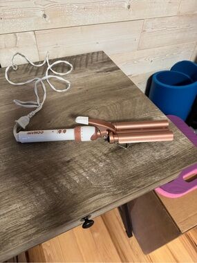 Conair Rose Gold Triple Barrel Waver - Beach Wave Styling Iron